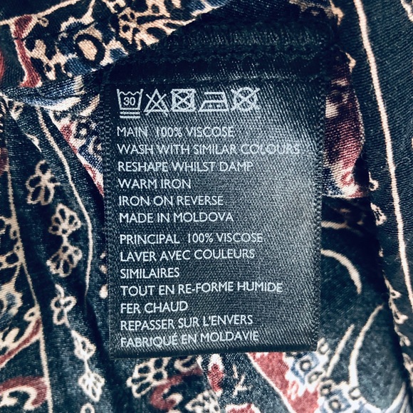 UO Ecote Boho Off-the-Shoulder T-Shirt Floral Med - Picture 11 of 11